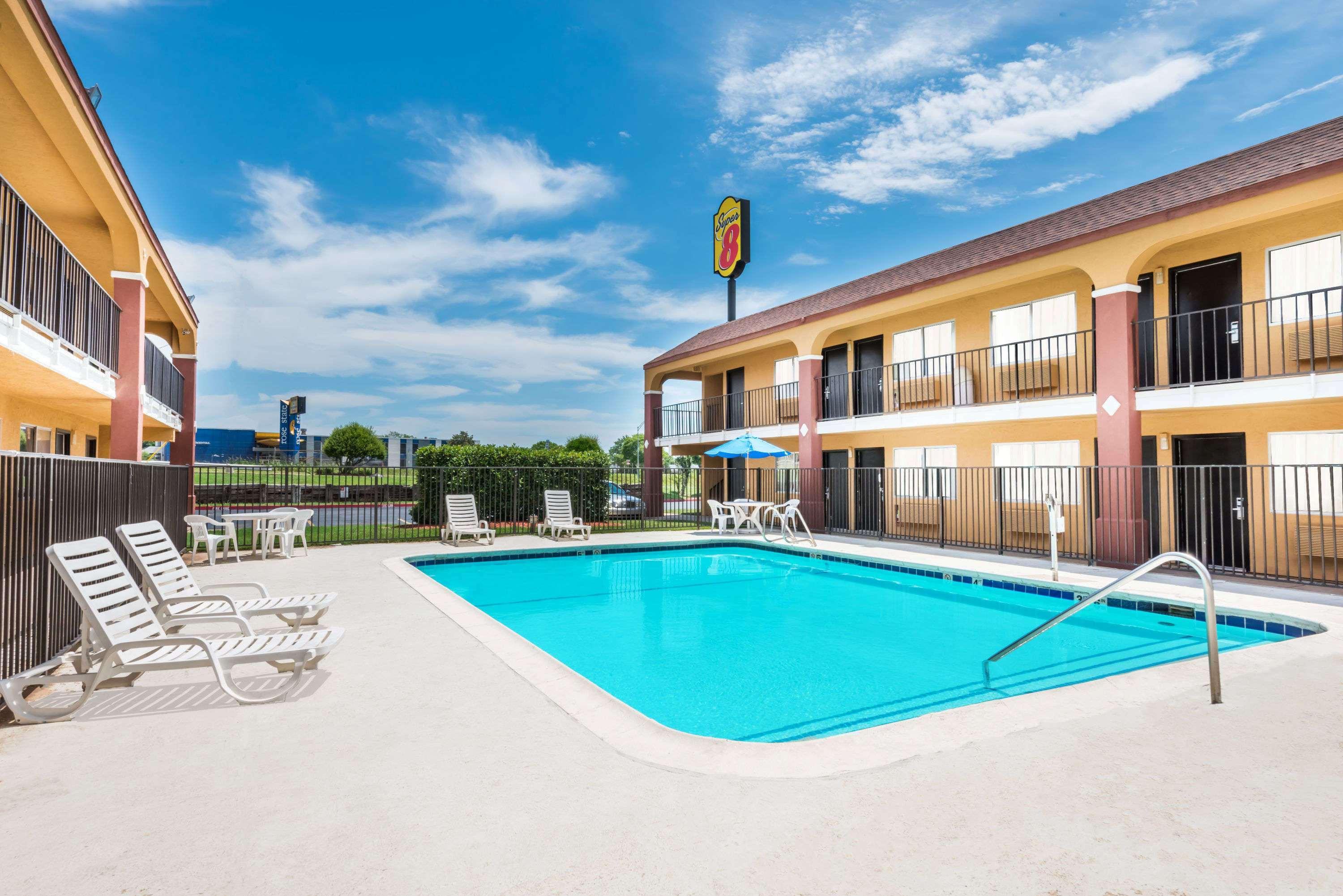 Super 8 By Wyndham Midwest City Ok Eksteriør billede